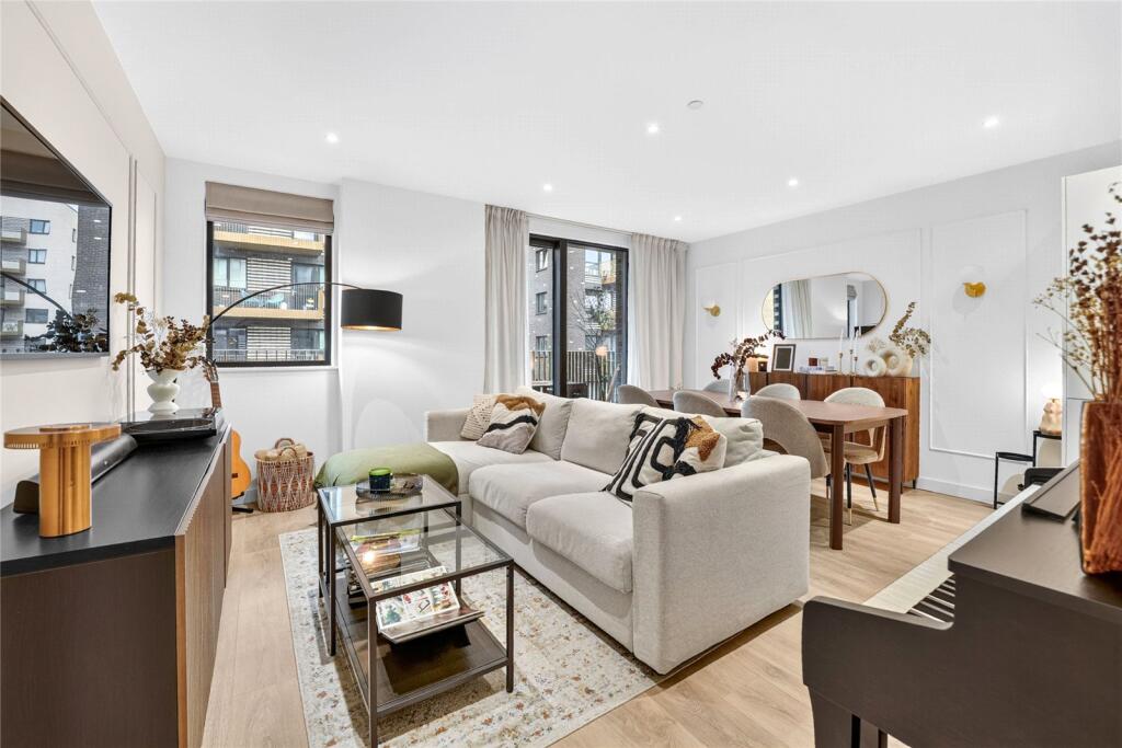 Apartment in London - More