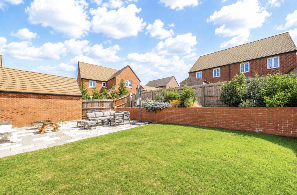 House in Milton Keynes - View 2