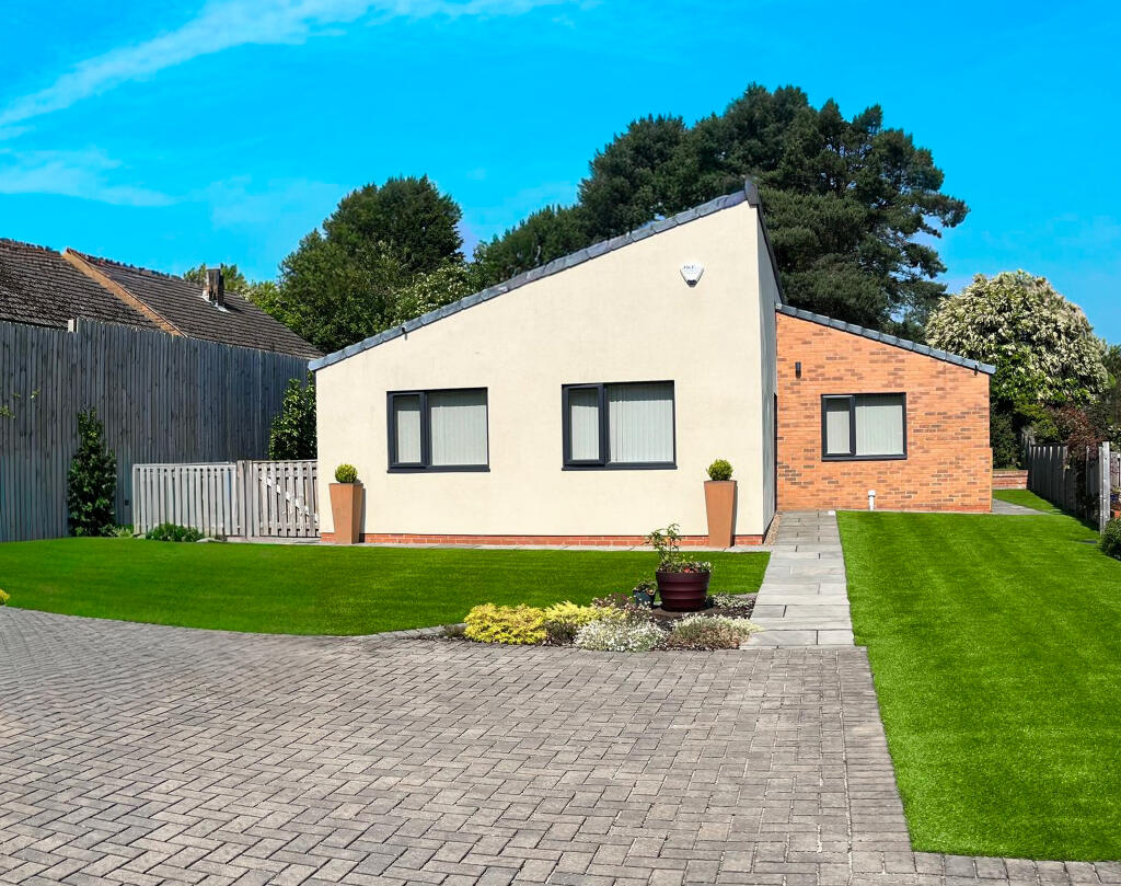 3-bed house on Dunston Road, Whittington Moor, Chesterfield, S41, £435,000