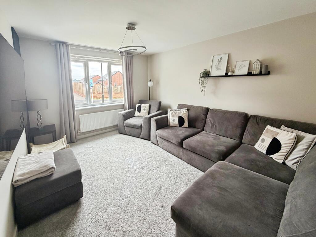 House in Chesterfield, Grassmoor, Hasland and Winswick - View 4