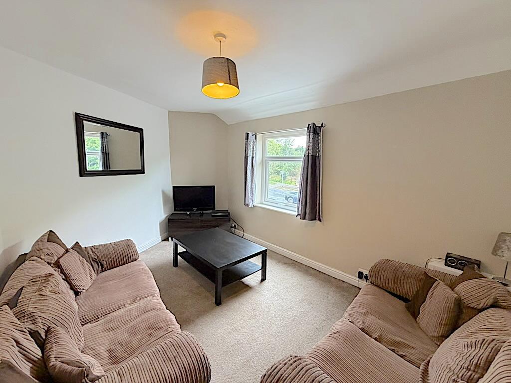 Apartment in Sheffield - View 3