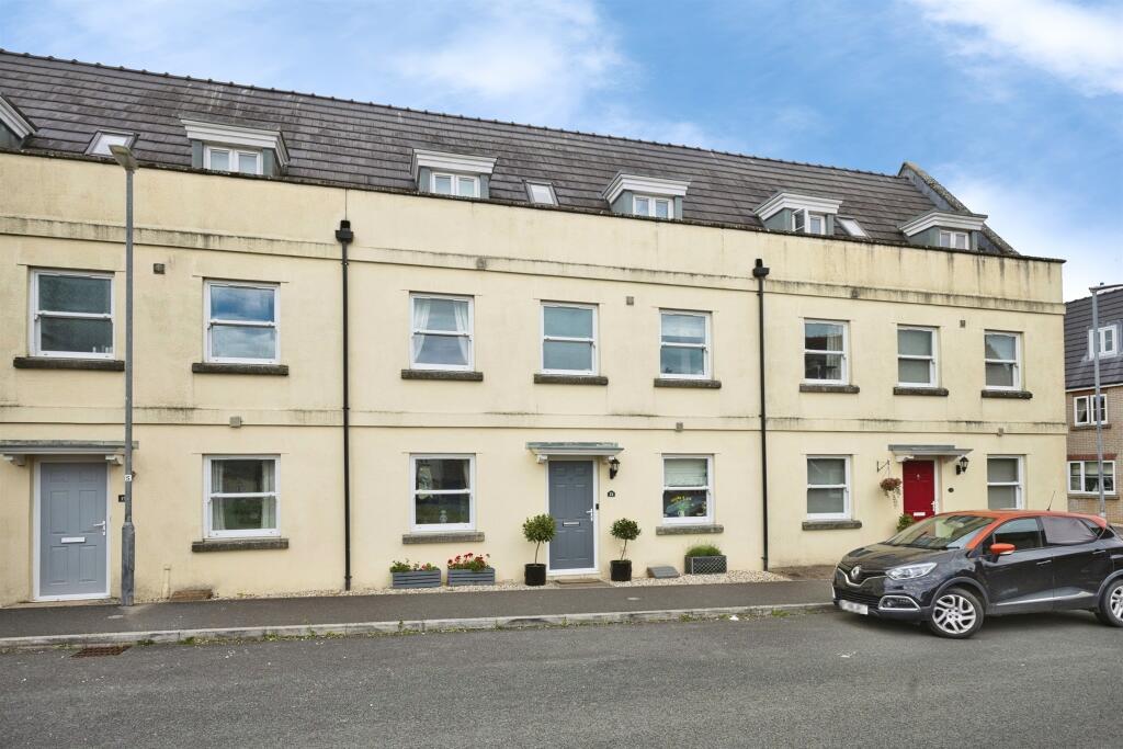 Main image of property: Oak Drive, Crewkerne