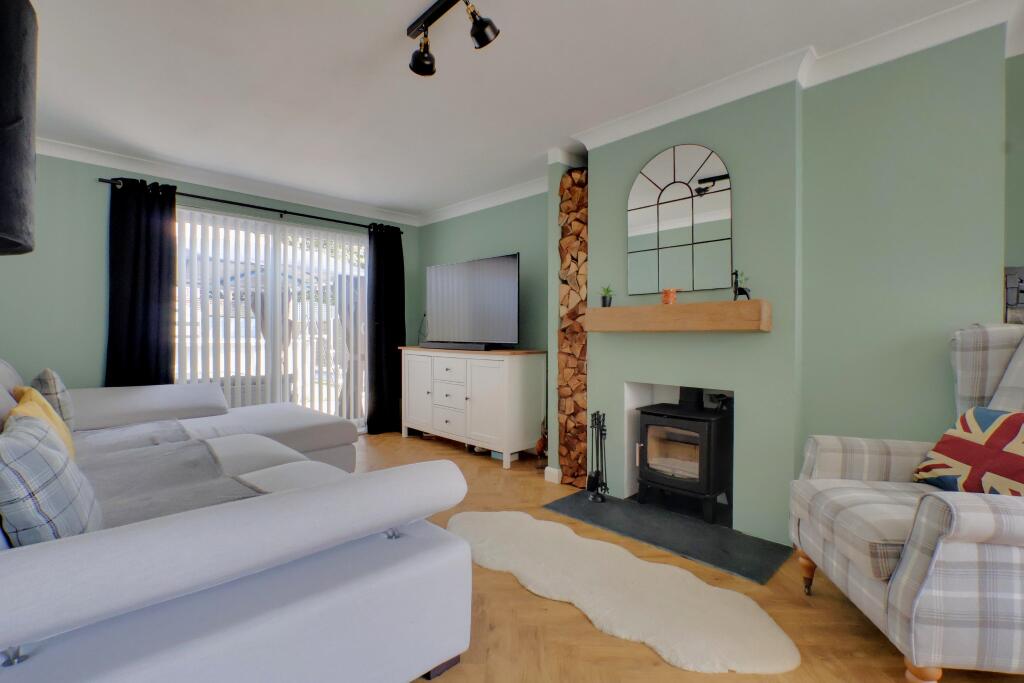 House in Portsmouth - View 4