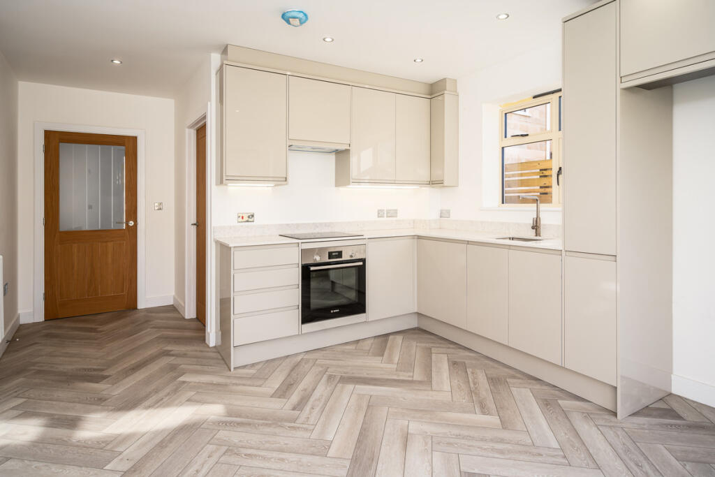 St. Johns Road, Bath, BA2 - View 2