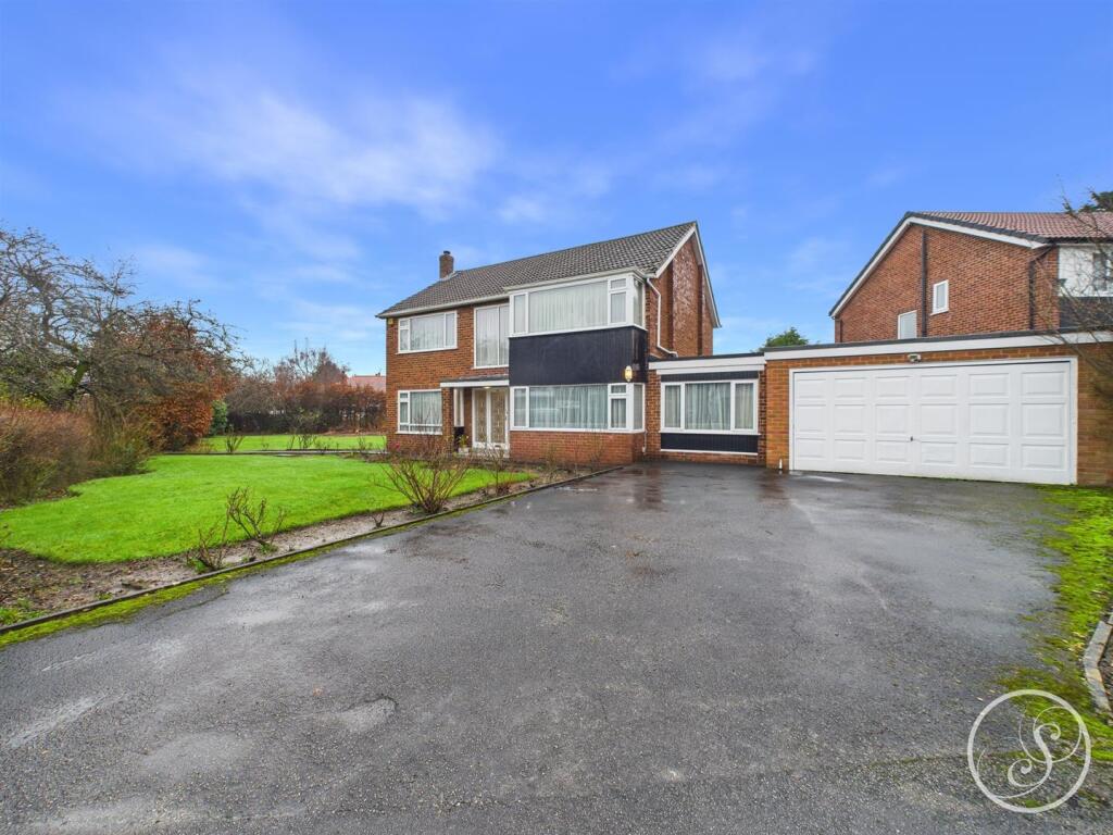 Main image of property: Primley Park Crescent, Leeds