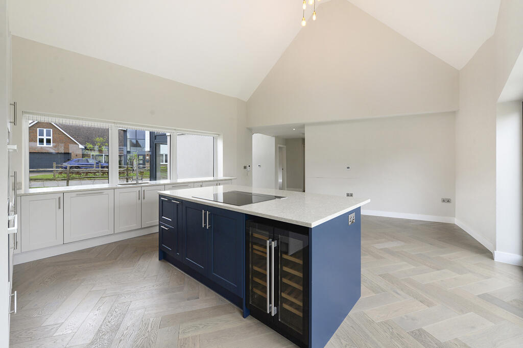 House in Maidstone, Sutton Valence - View 2