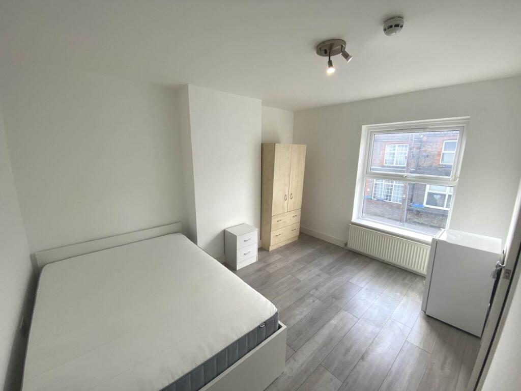 Main image of property: Leavesden Road, Watford