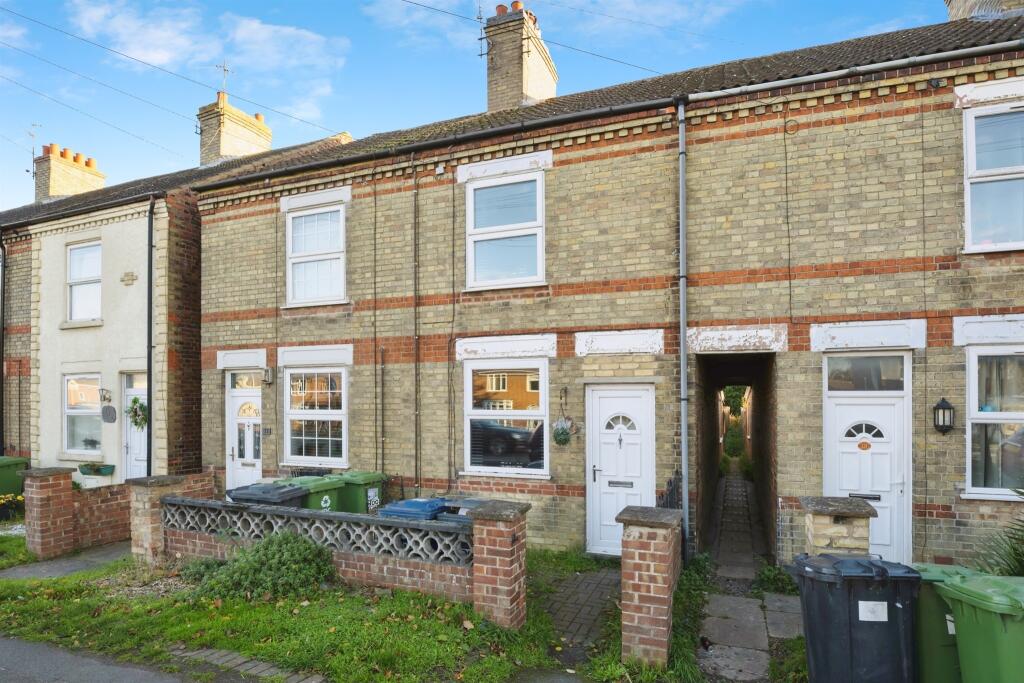 Main image of property: Broadway, Yaxley, Peterborough