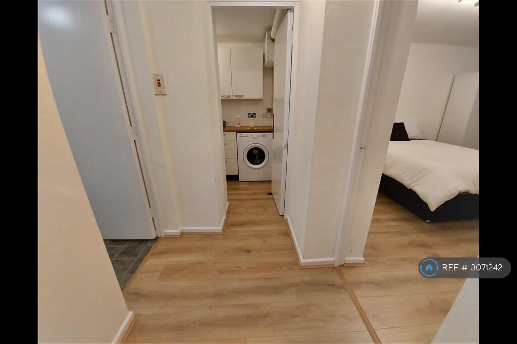 Apartment in Leicester, City of Leicester - View 3