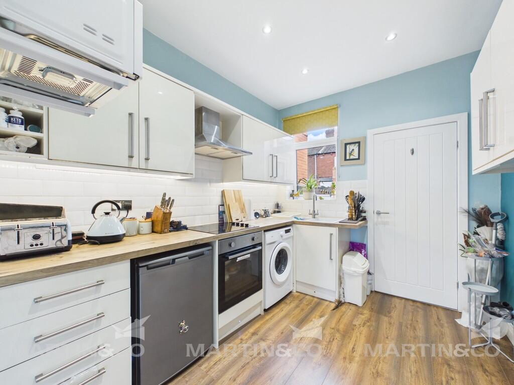 House in Doncaster, Norton - View 4