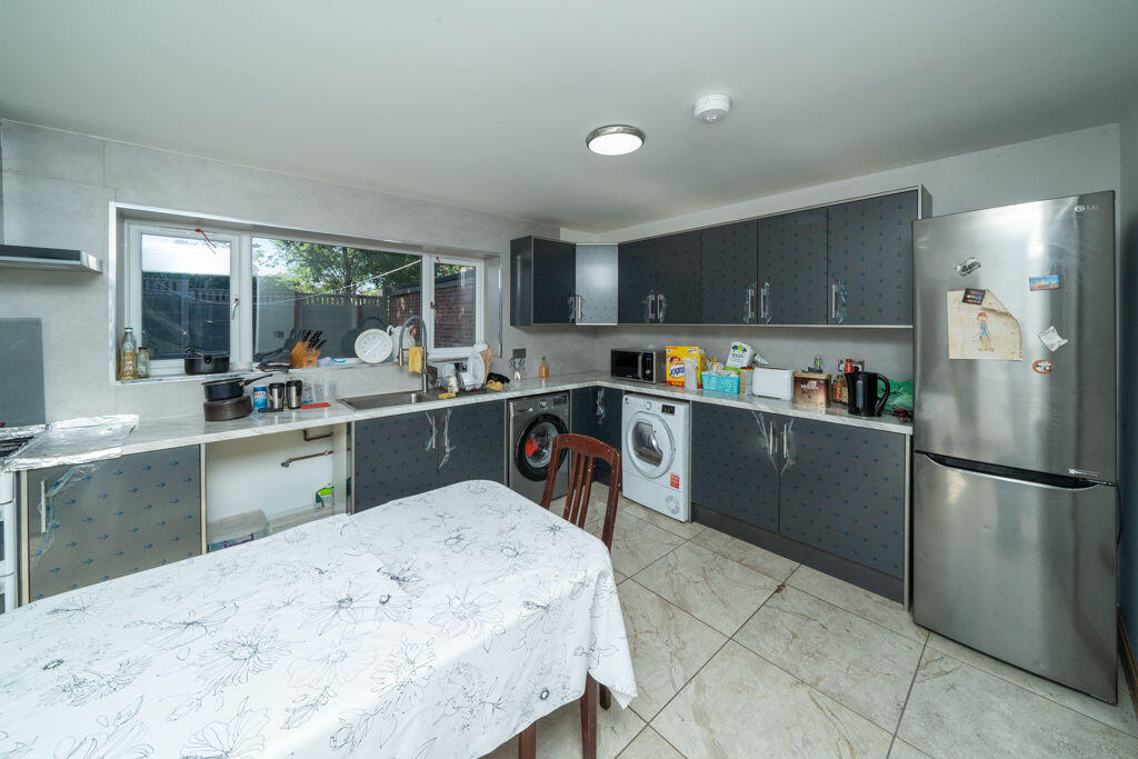 House in Dudley, Hawbush - View 2