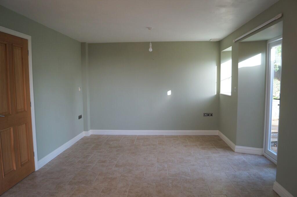 House in Bath - View 5