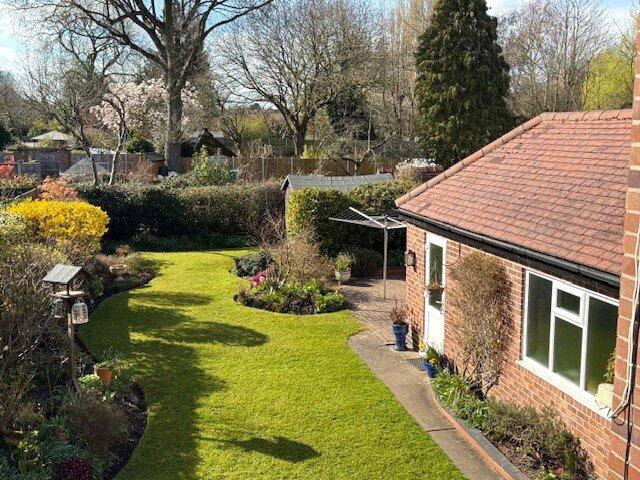 Russell Avenue, Wollaton, Nottingham, NG8 photo 2