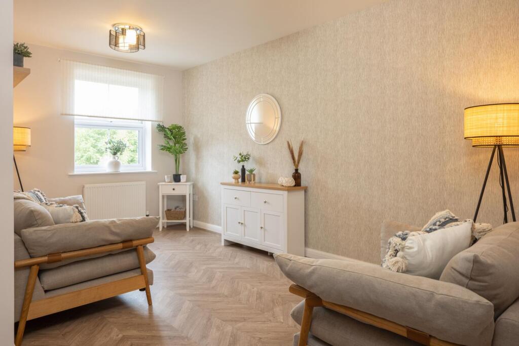 House in Taunton - View 5