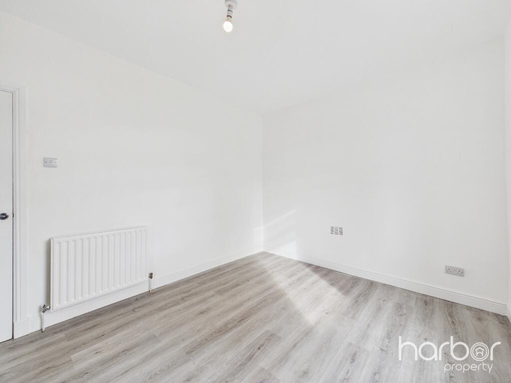 Apartment in Glasgow, Budhill - More