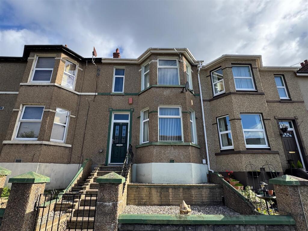3-bed terraced on Ridge Park Avenue, Plymouth, £240,000
