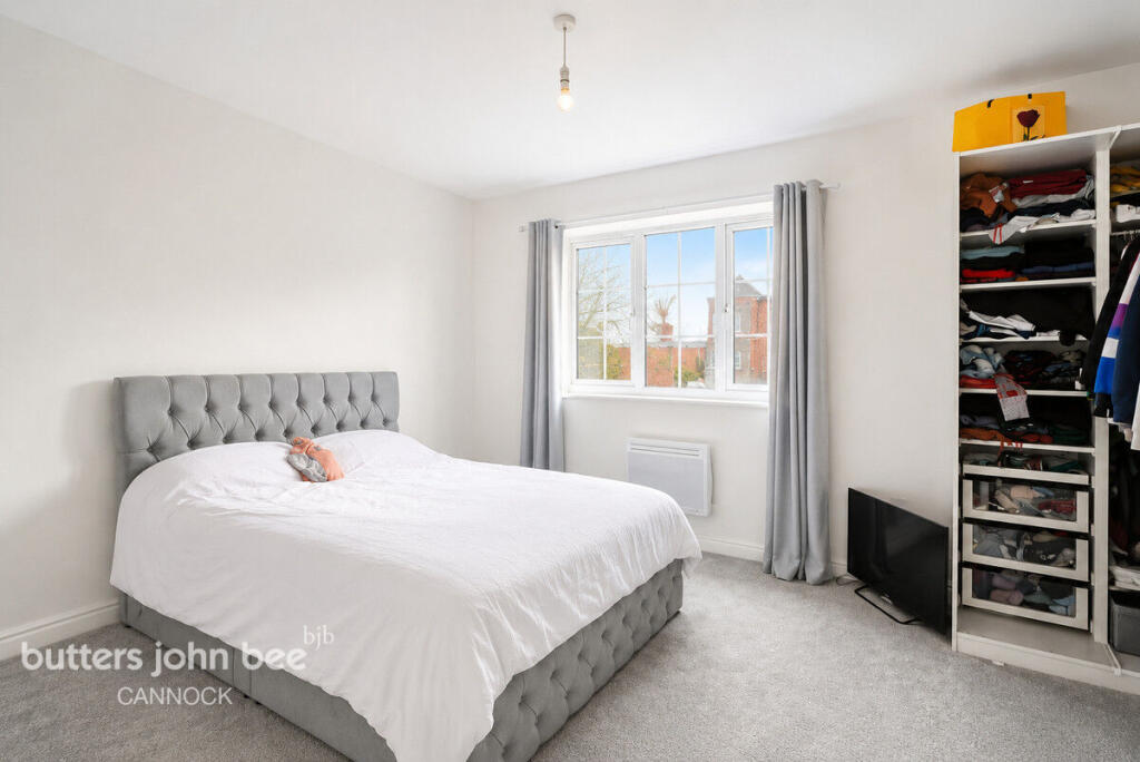 Apartment in Wolverhampton, Old Heath - View 5