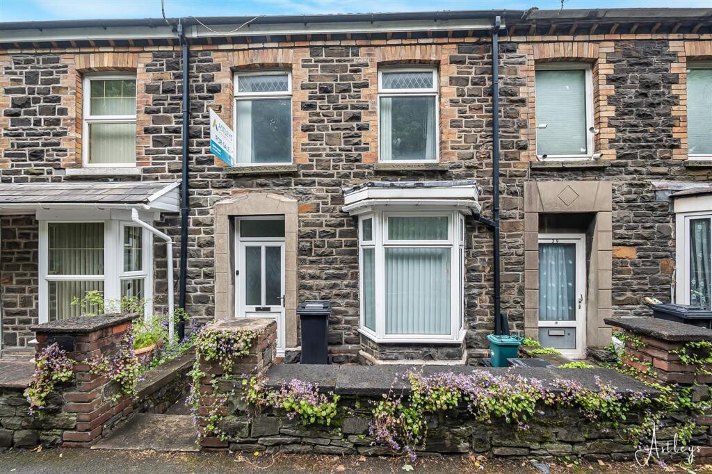 3-bed house on Pant Yr Heol, Neath, SA11, £124,950
