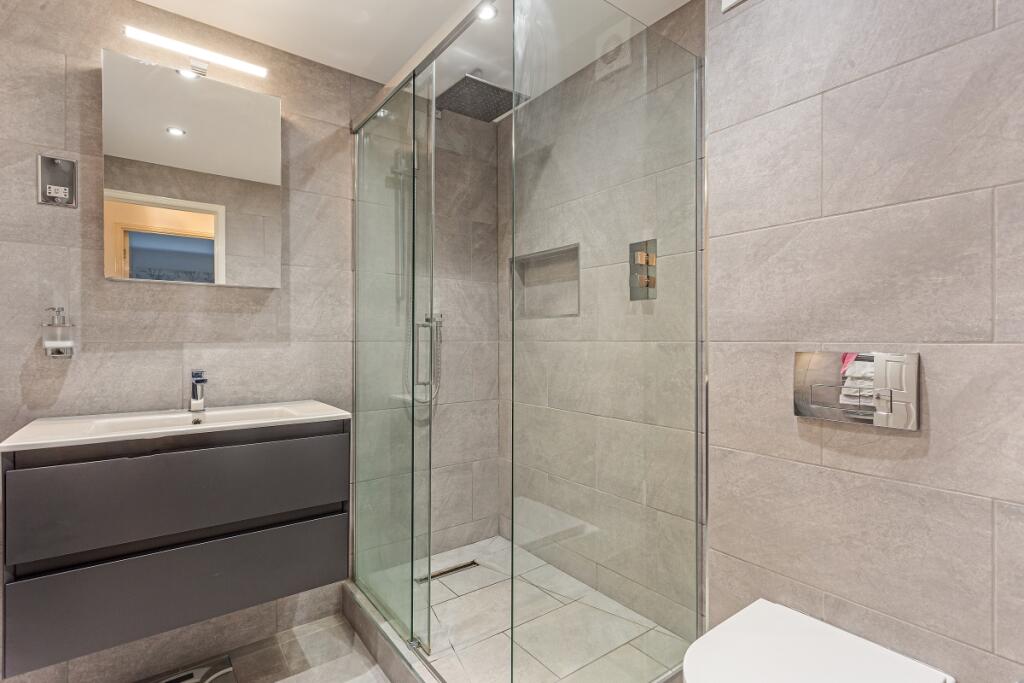 Apartment in Three Rivers, Batchworth - More