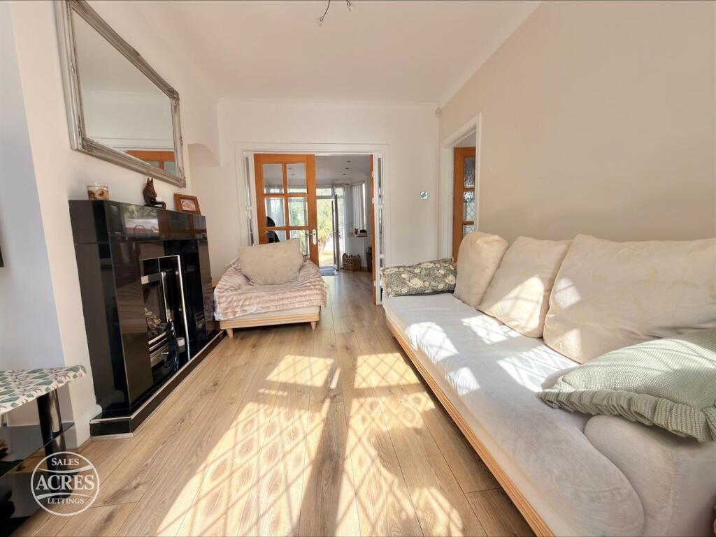 House in Birmingham, West Midlands - View 4