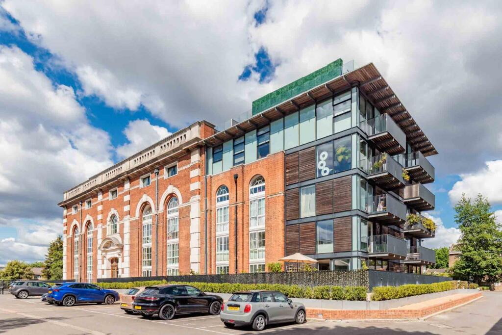 Main image of property: Great West Road, London, W6