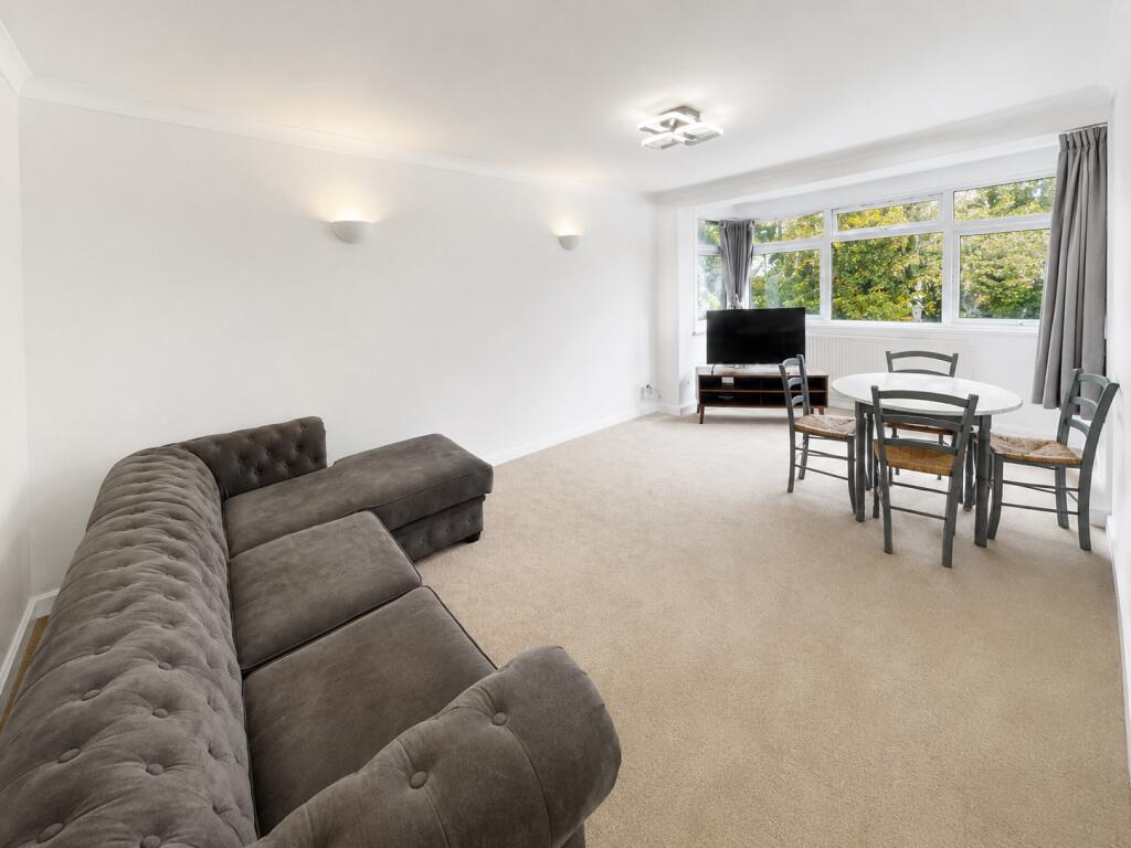 Main image of property: Eaton gardens, Hove