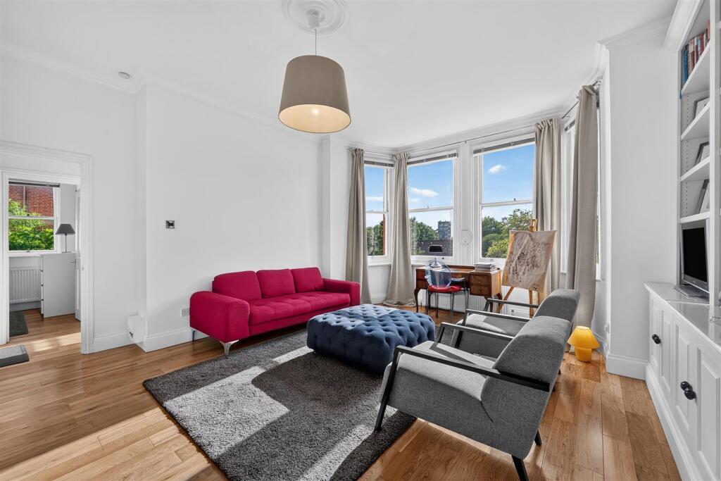 Apartment in London - View 3