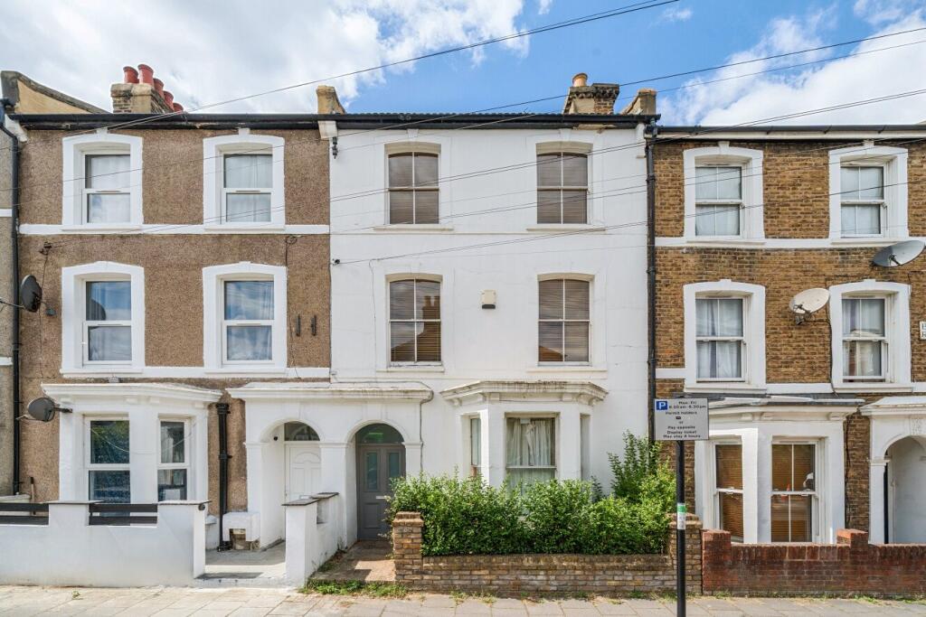 Apartment in London - View 2
