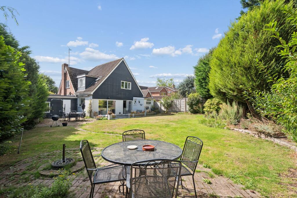 4-bed detached on Holland Road, Ampthill, MK45, £700,000