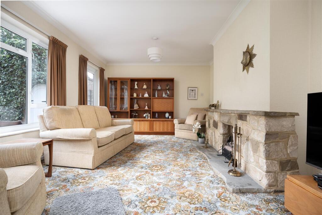 Elruge Close, West Drayton photo 3