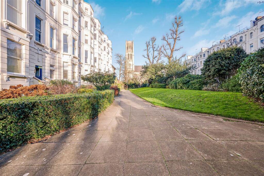 Colville Gardens, W11 photo 4