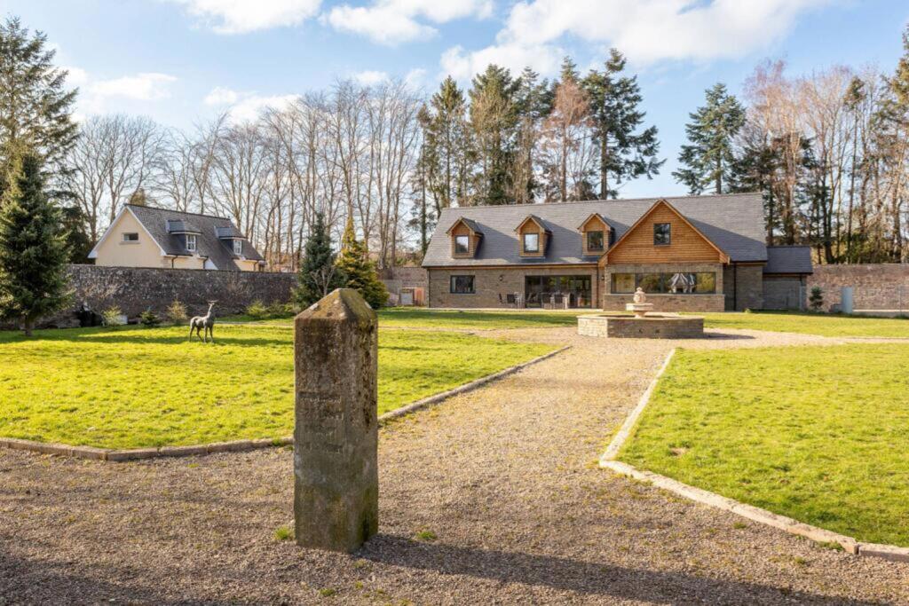 Main image of property: Ava House, Coupar Angus Road, Blairgowrie, Perth and Kinross, PH10 6JN