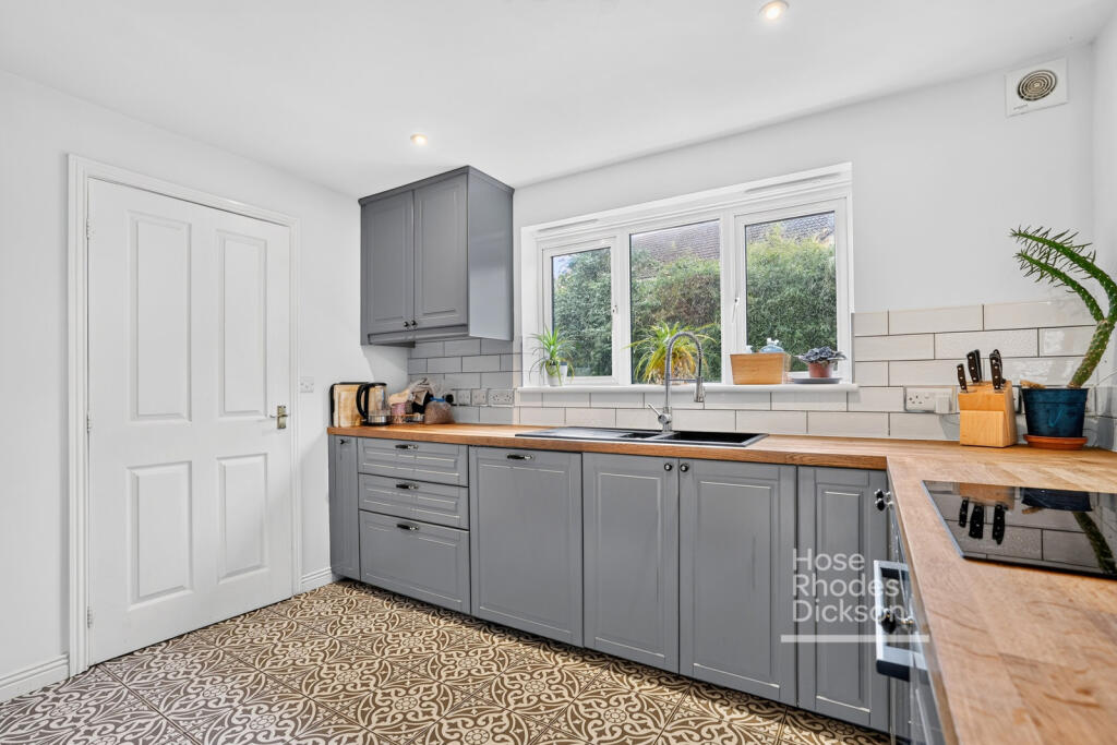 House in Cowes, Isle of Wight - View 5