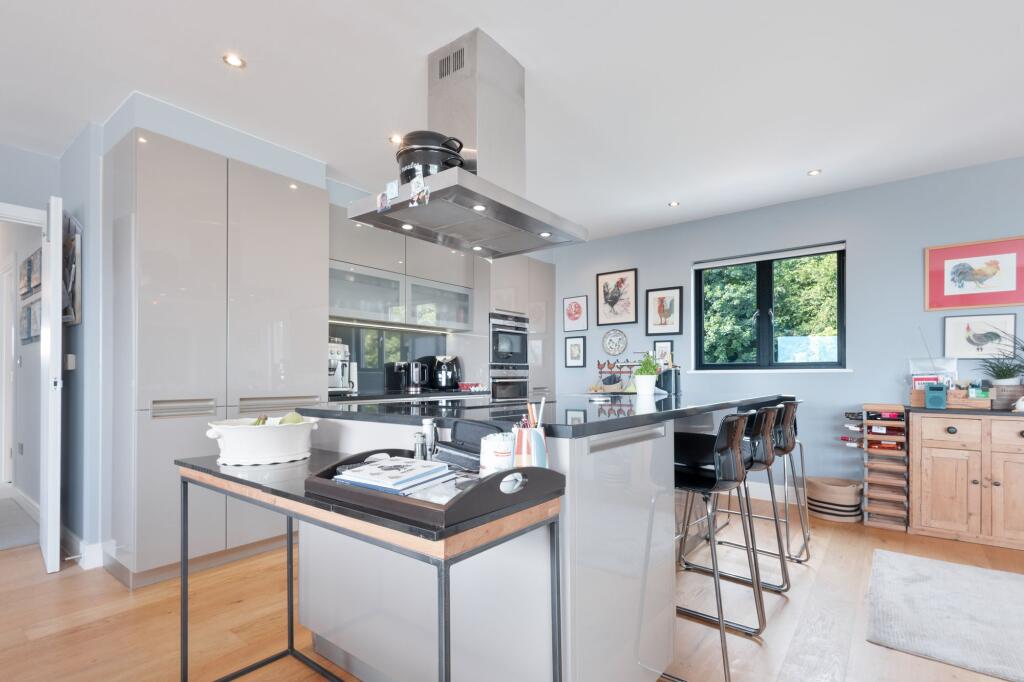 Apartment in Hythe, Orchard Valley - View 3