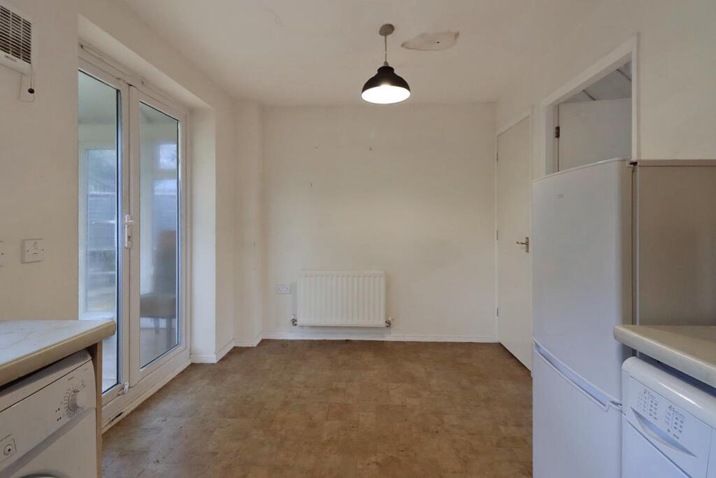 House in Northampton - View 5