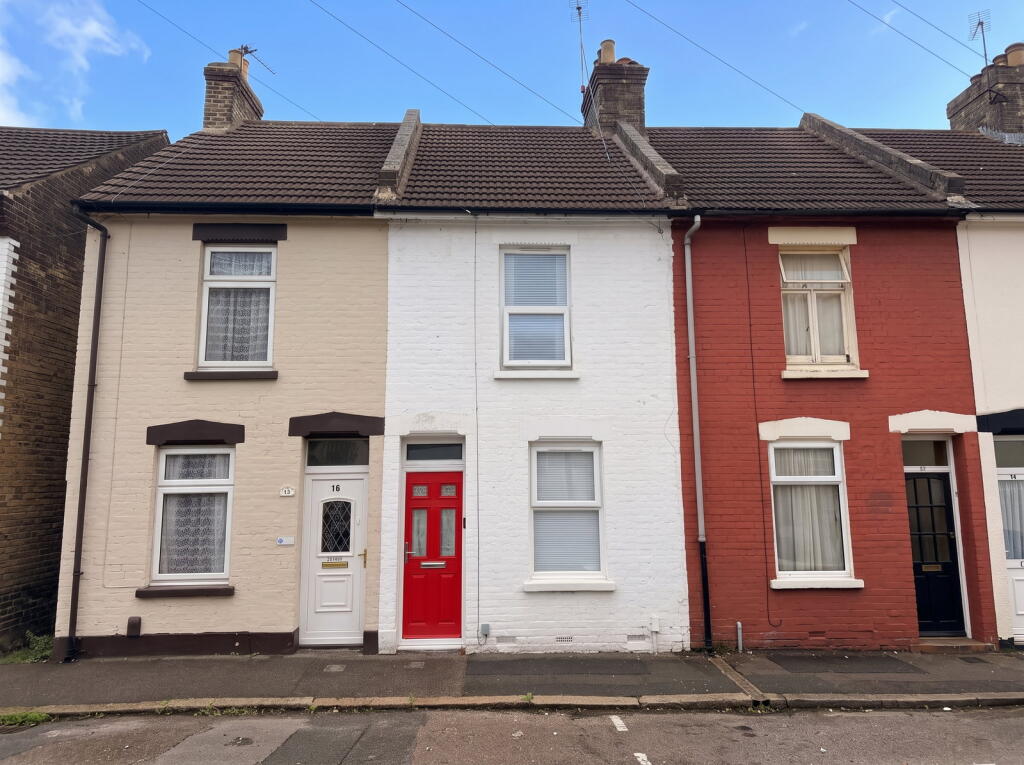 2-bed terraced on Hone Street, Rochester, ME2 3AF, £220,000