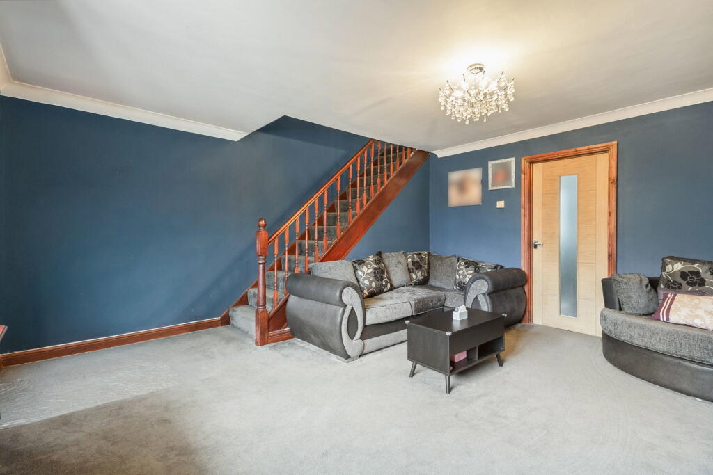 House in Wakefield - View 5