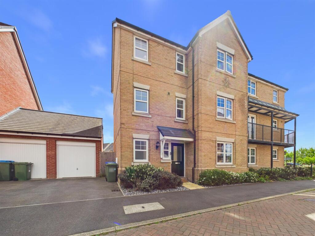 Main image of property: Barland Way, Berryfields, Aylesbury