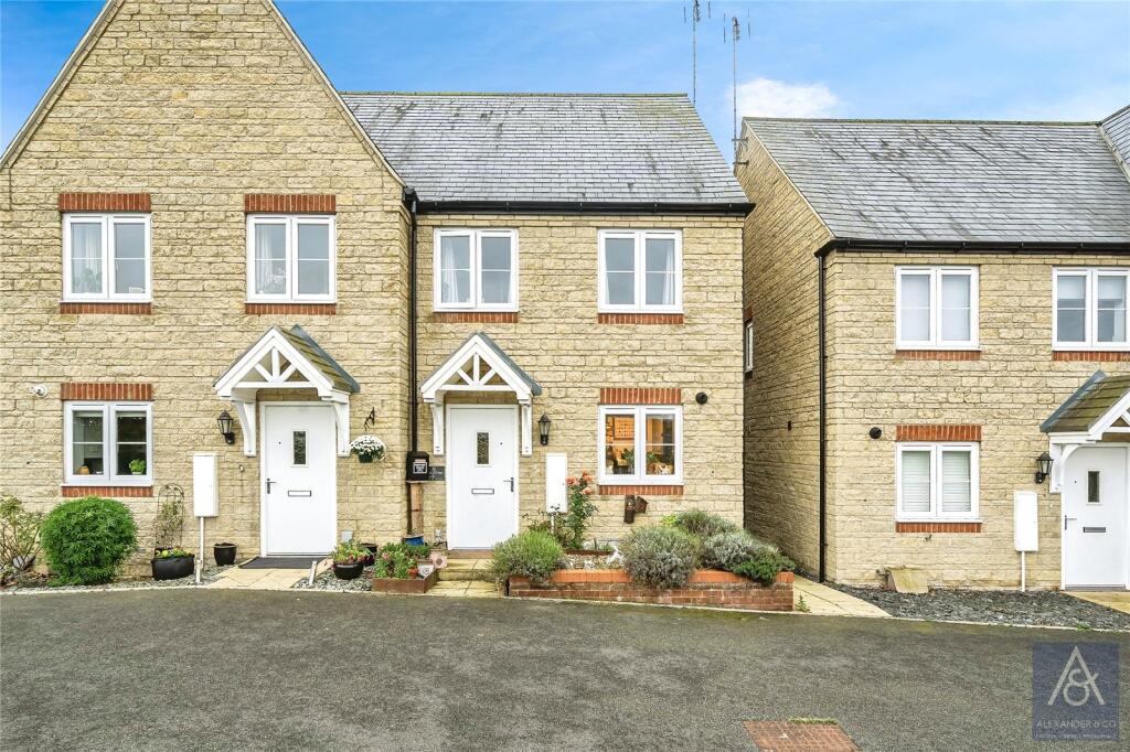 Main image of property: Edmund Lane, Tingewick, Buckingham