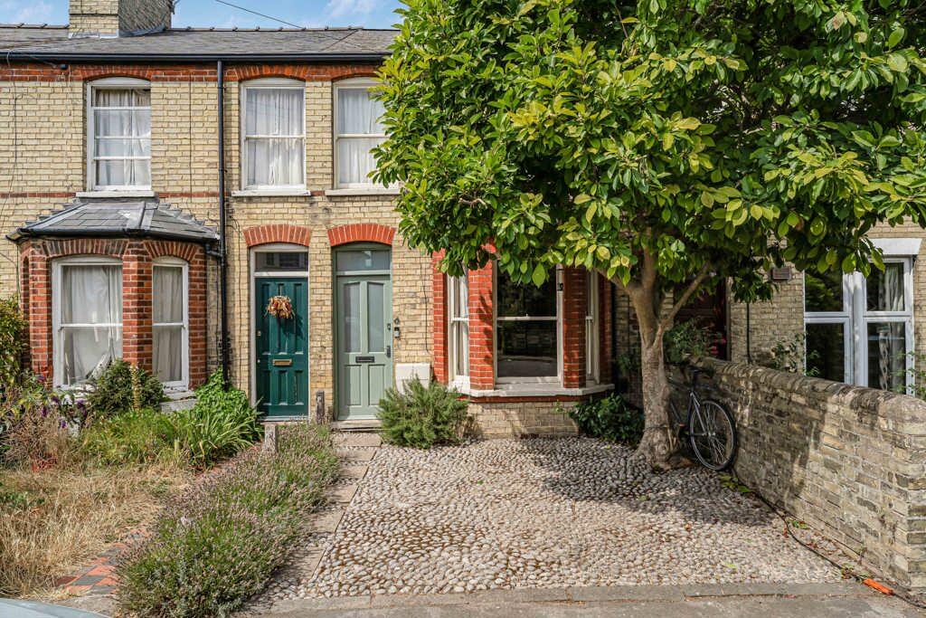 Main image of property: Richmond Road, Cambridge, Cambridgeshire, CB4 3PS