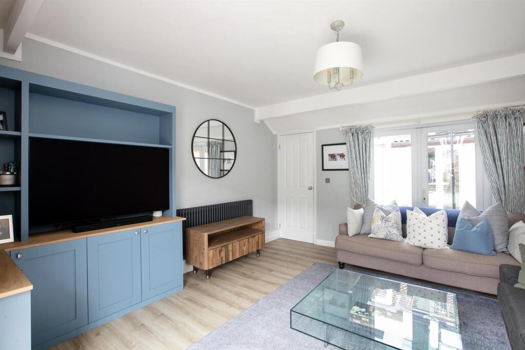 House in London, Tappesfield Estate, Nunhead - View 5