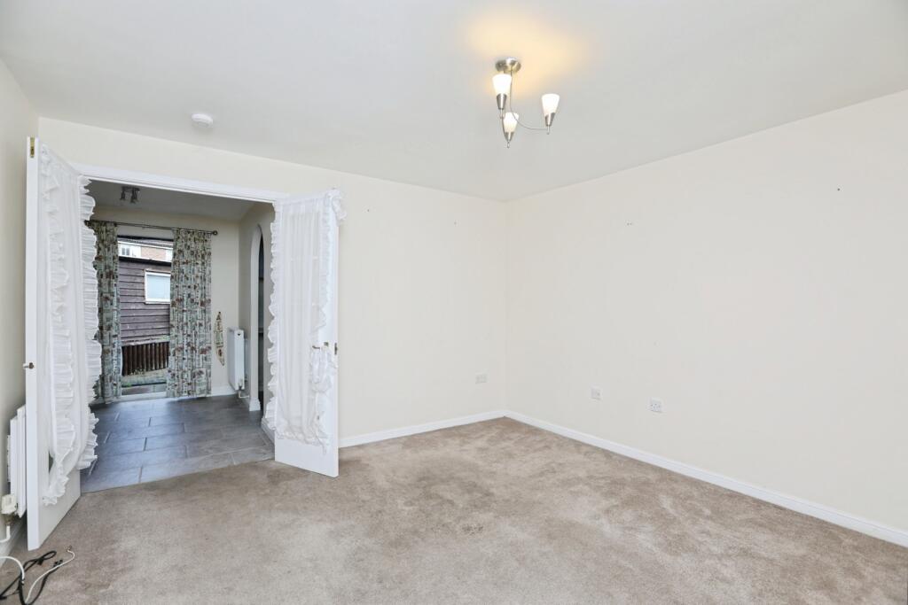 William Rigby Drive, Minster on Sea, Sheerness, Kent, ME12 photo 4
