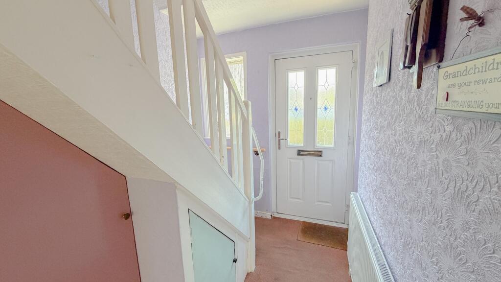 House in Sutton - View 5