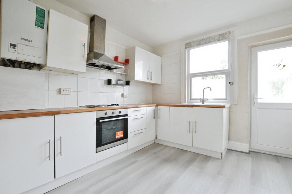 Main image of property: Hatfield Road, St Albans, AL1