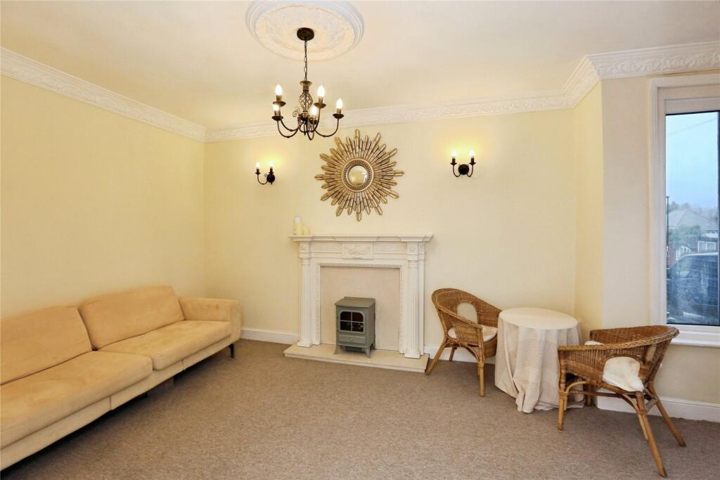 Wellington Road, Southampton, Hampshire, SO18 photo 2