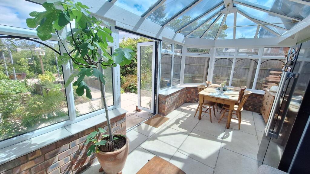 Nuneaton Road, Hartshill, CV10 0SR - View 6