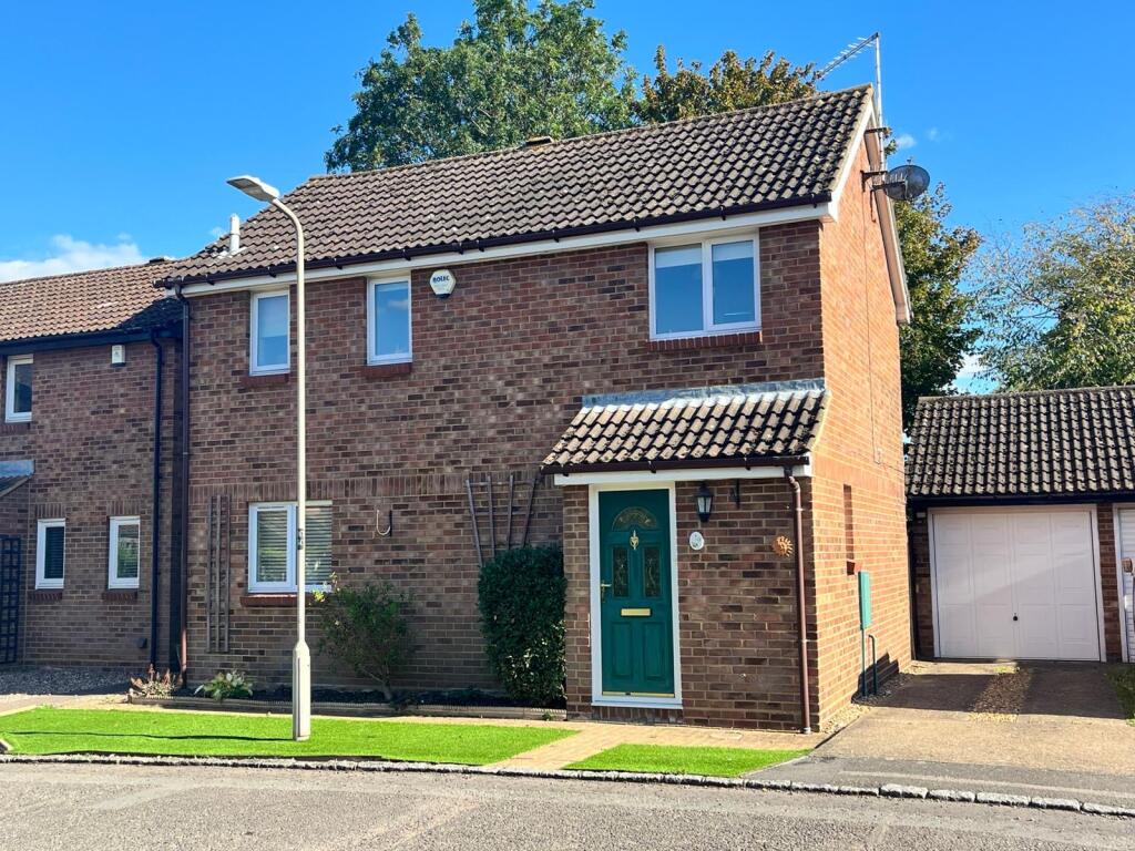Main image of property: Sunridge Close, Newport Pagnell
