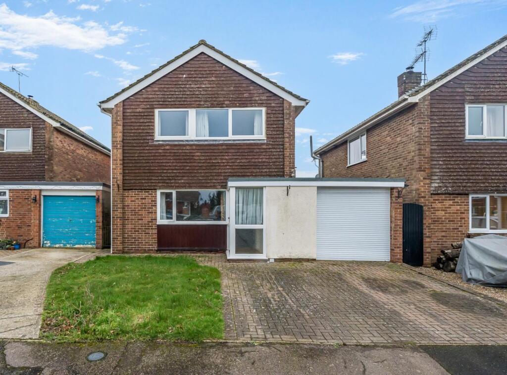 Main image of property: Kiln Close, Challock, Ashford TN25 4DA