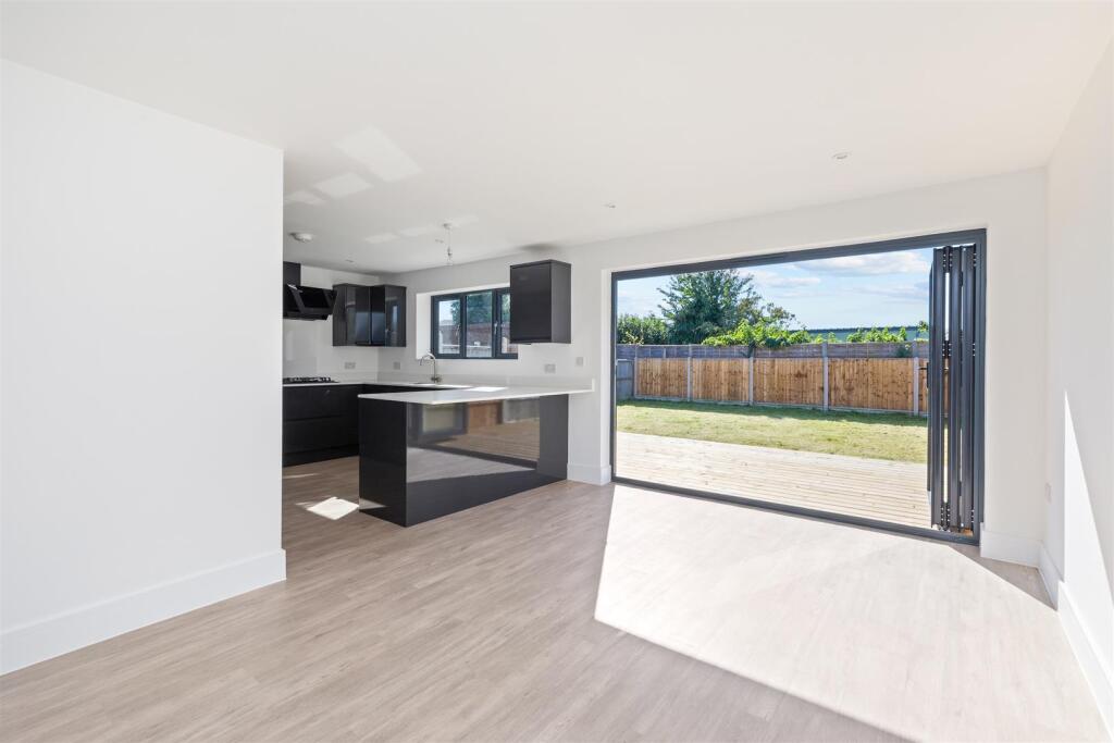 House in Brighton - View 2