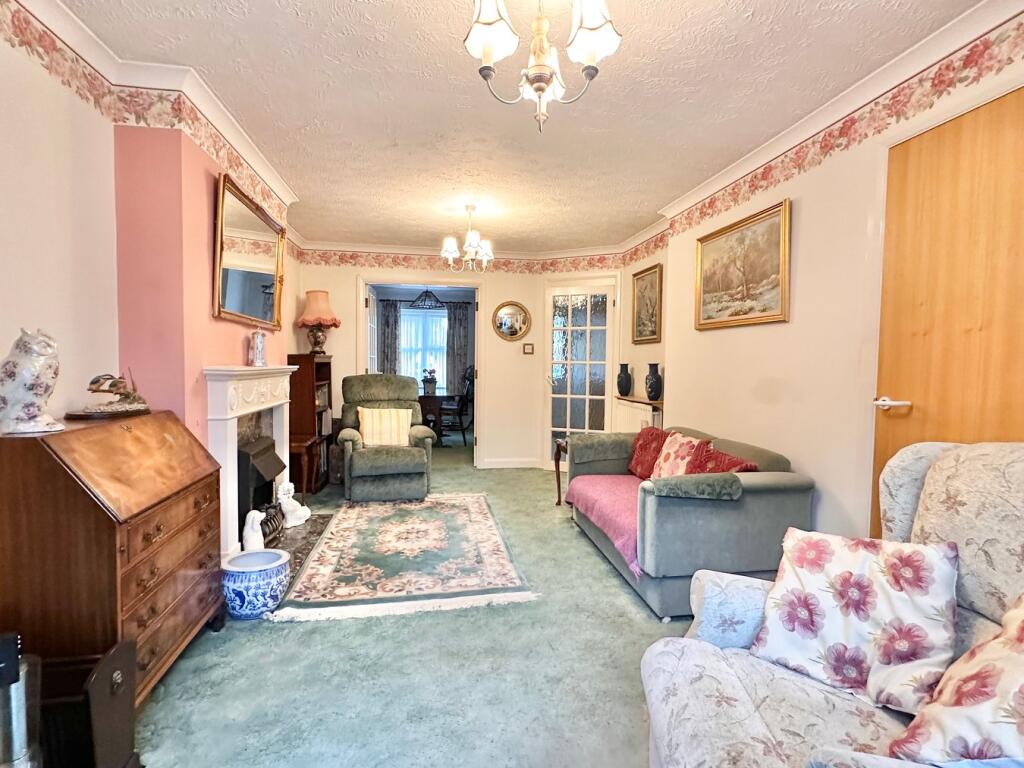 Rotherfield Avenue, Bexhill-on-Sea, TN40 photo 3